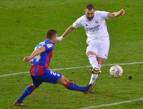 西甲-本泽马2射1传!奥利奥破门 皇马3-0加迪斯 西甲-本泽马2射1传!奥利奥破门 皇马3-0加迪斯